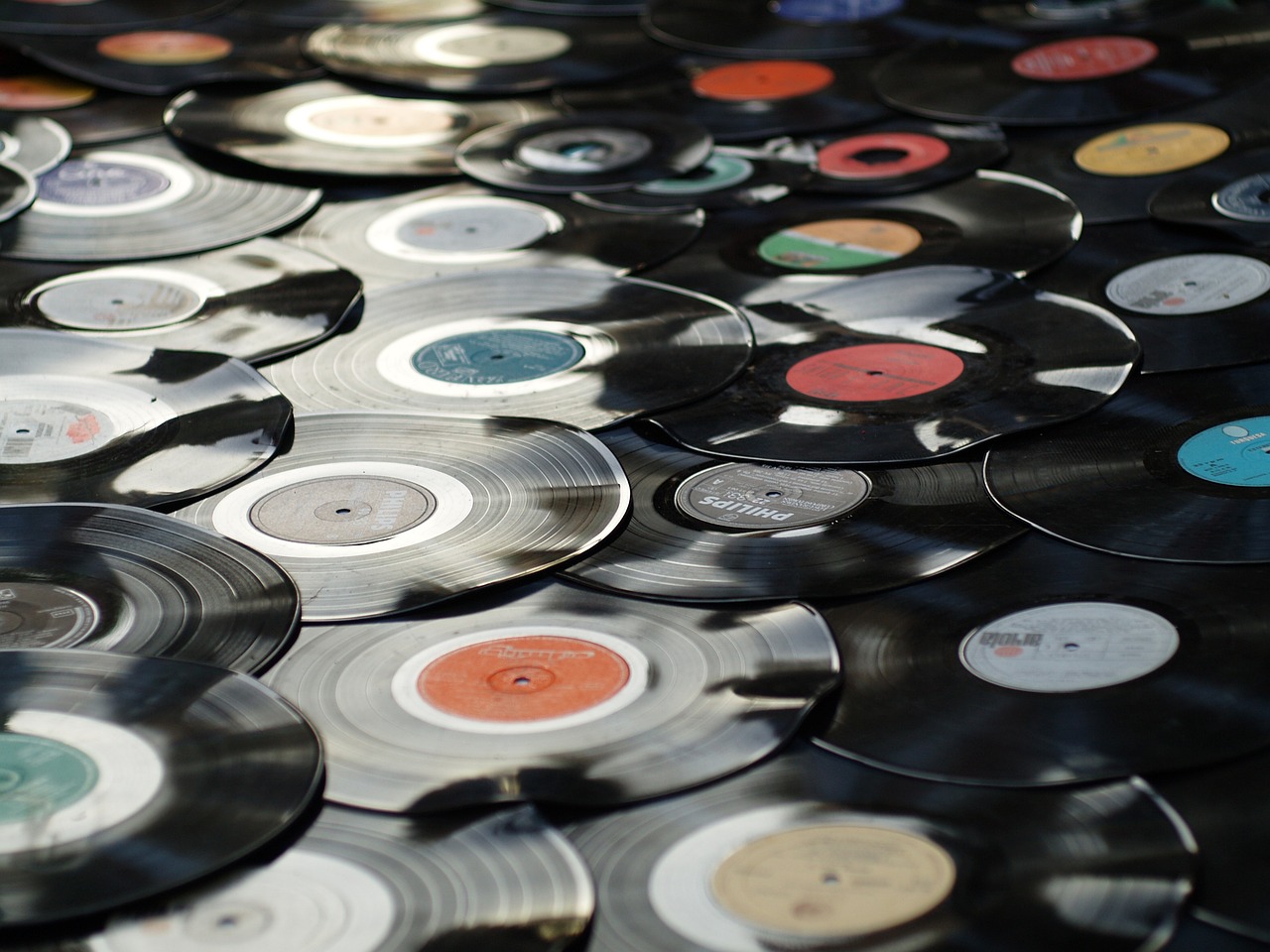 Can I Play 78 RPM Records On A Turntable Record Player?